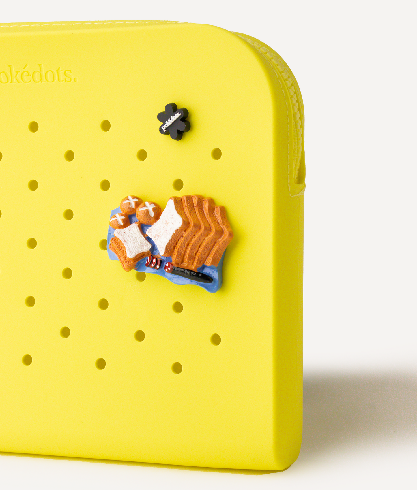 BROWN BREAD PLATE PIN