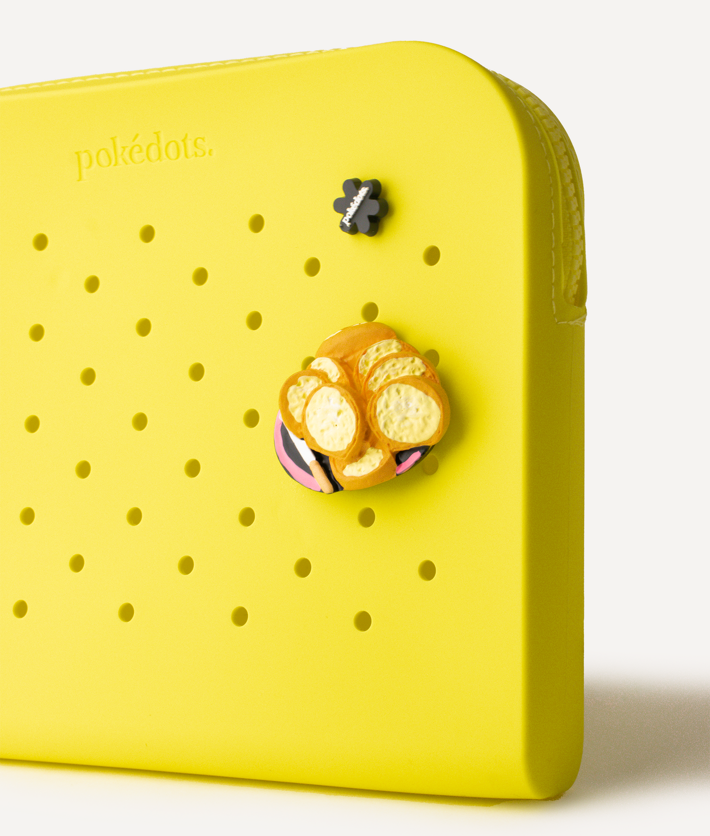 BUTTERED BREAD SLICES PIN