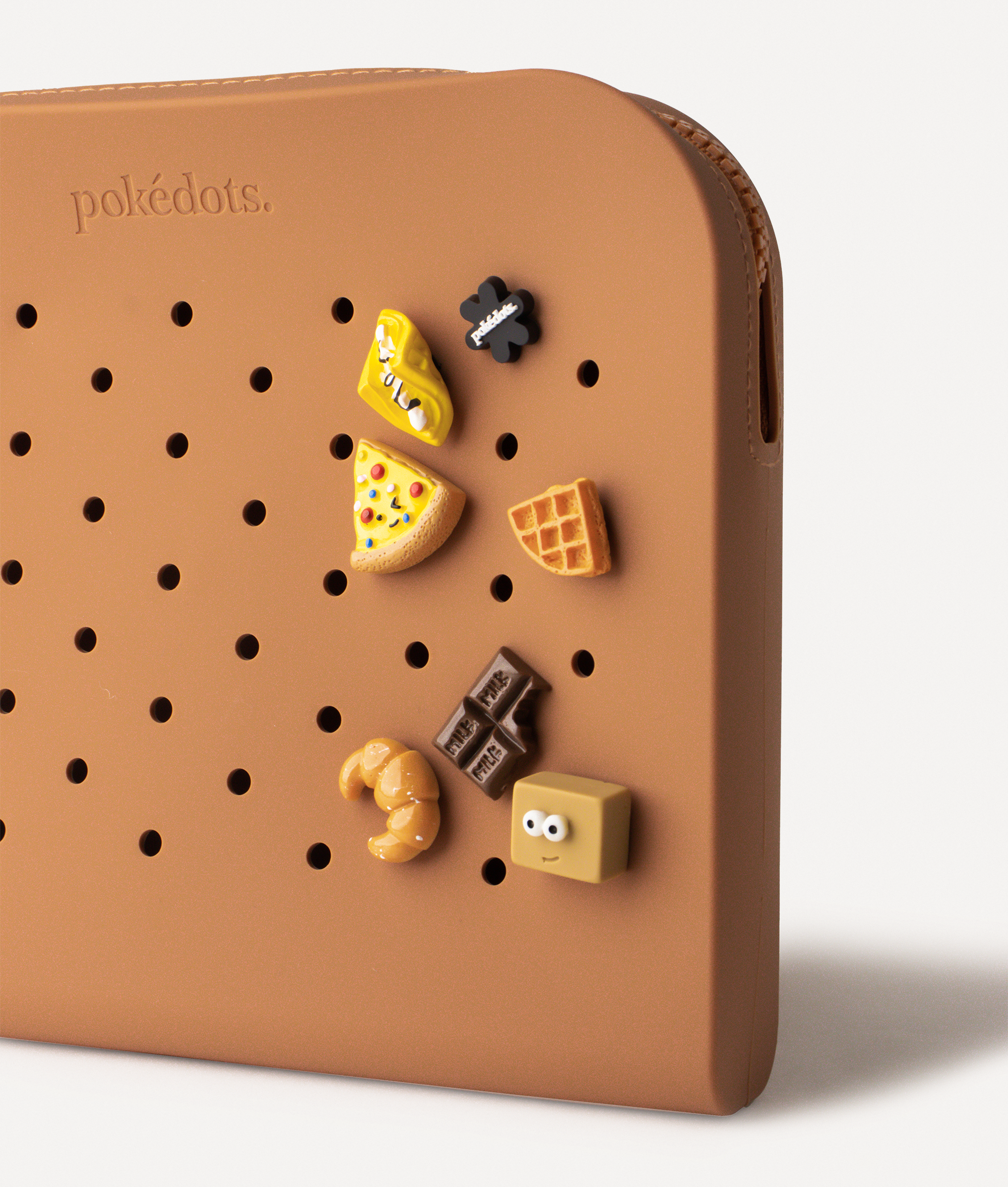 BREAD & CHOCOLATE PIN