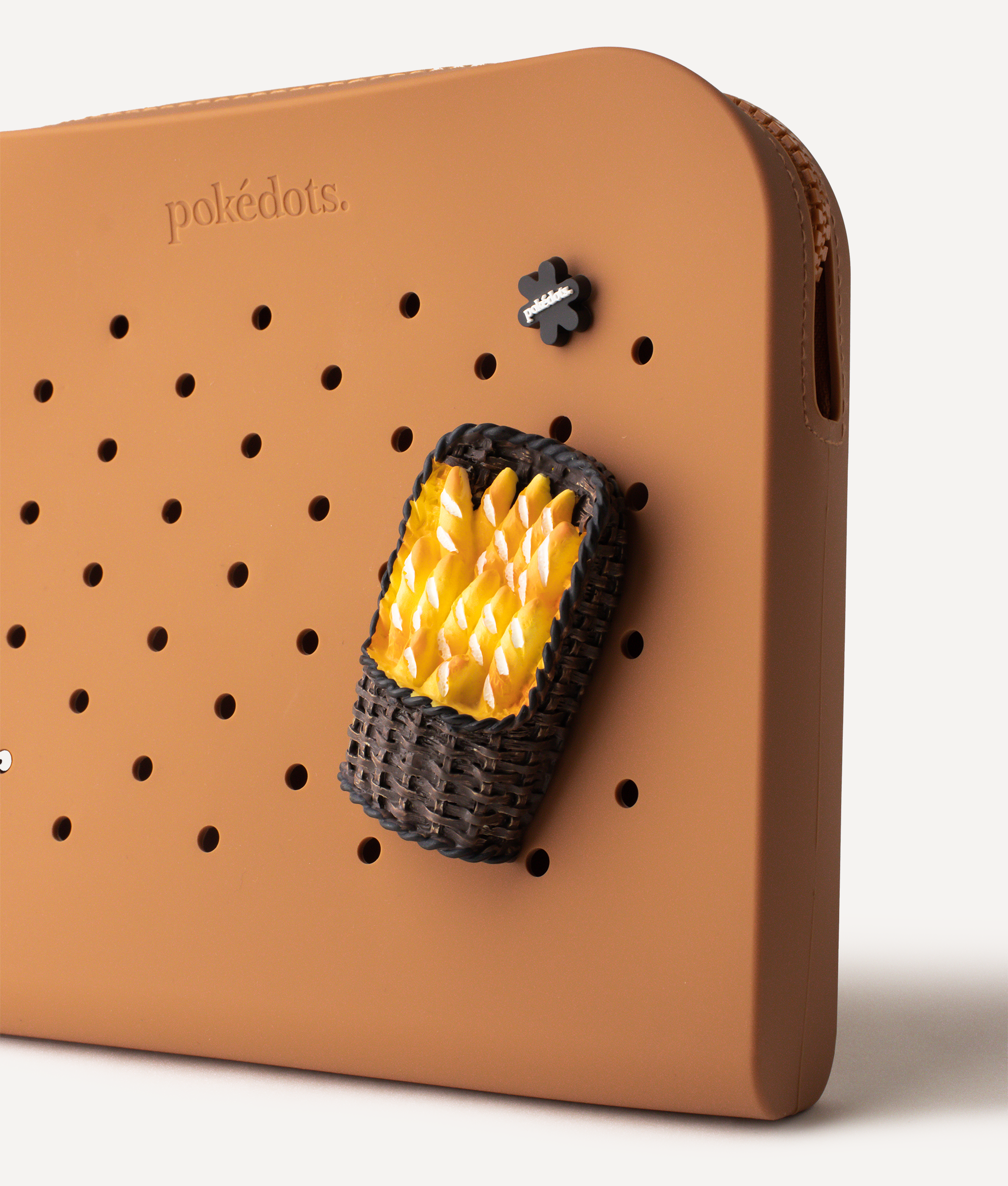 GERMAN BAGUETTE PIN