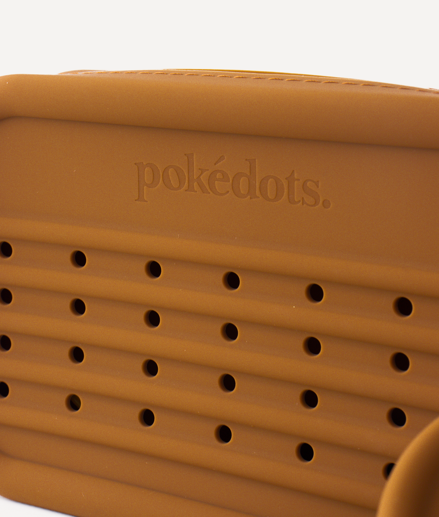 POKÉDOTS BUNDLE SILICON CROSSBODY BAG MOCHA