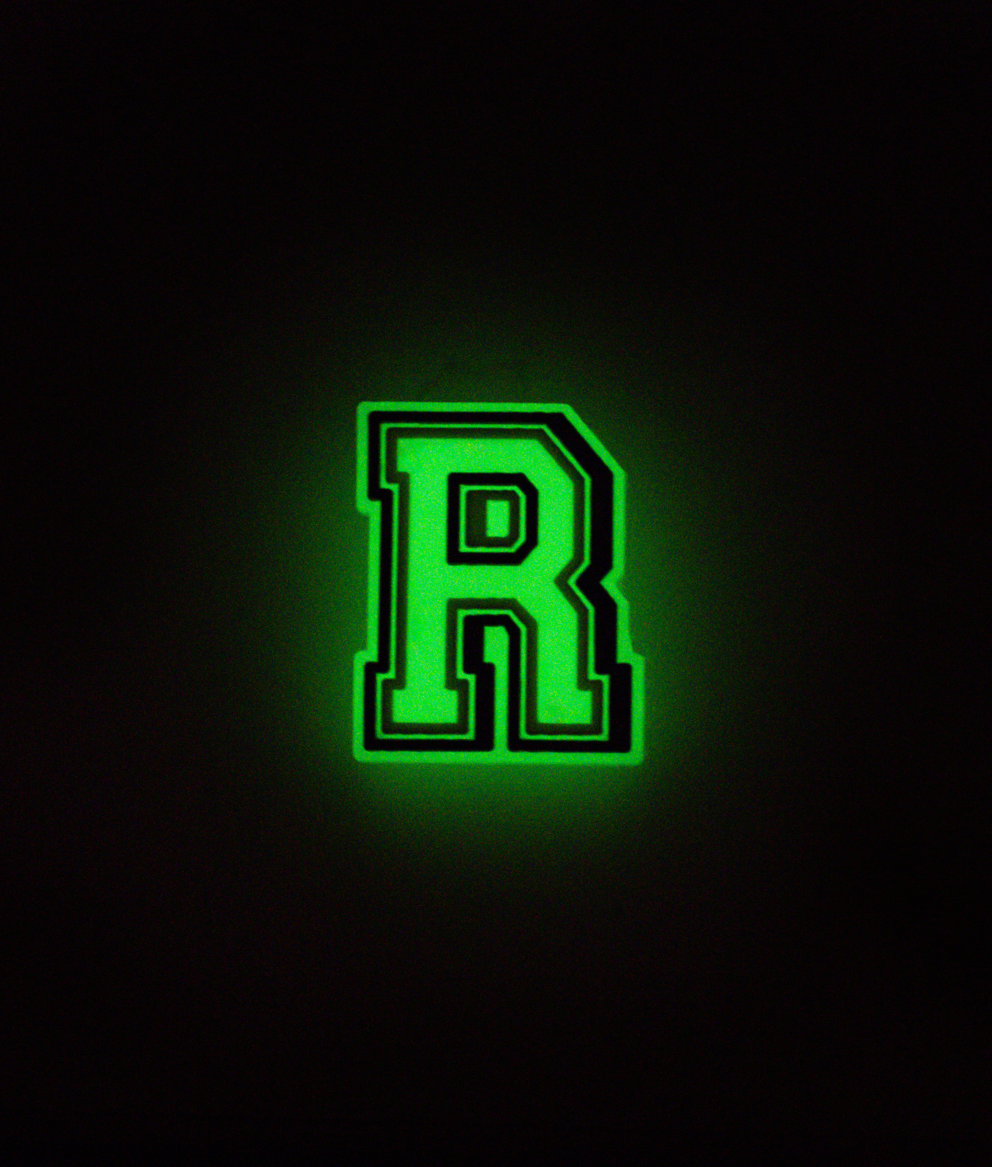 GLOW-IN-THE-DARK ALPHABET R PIN