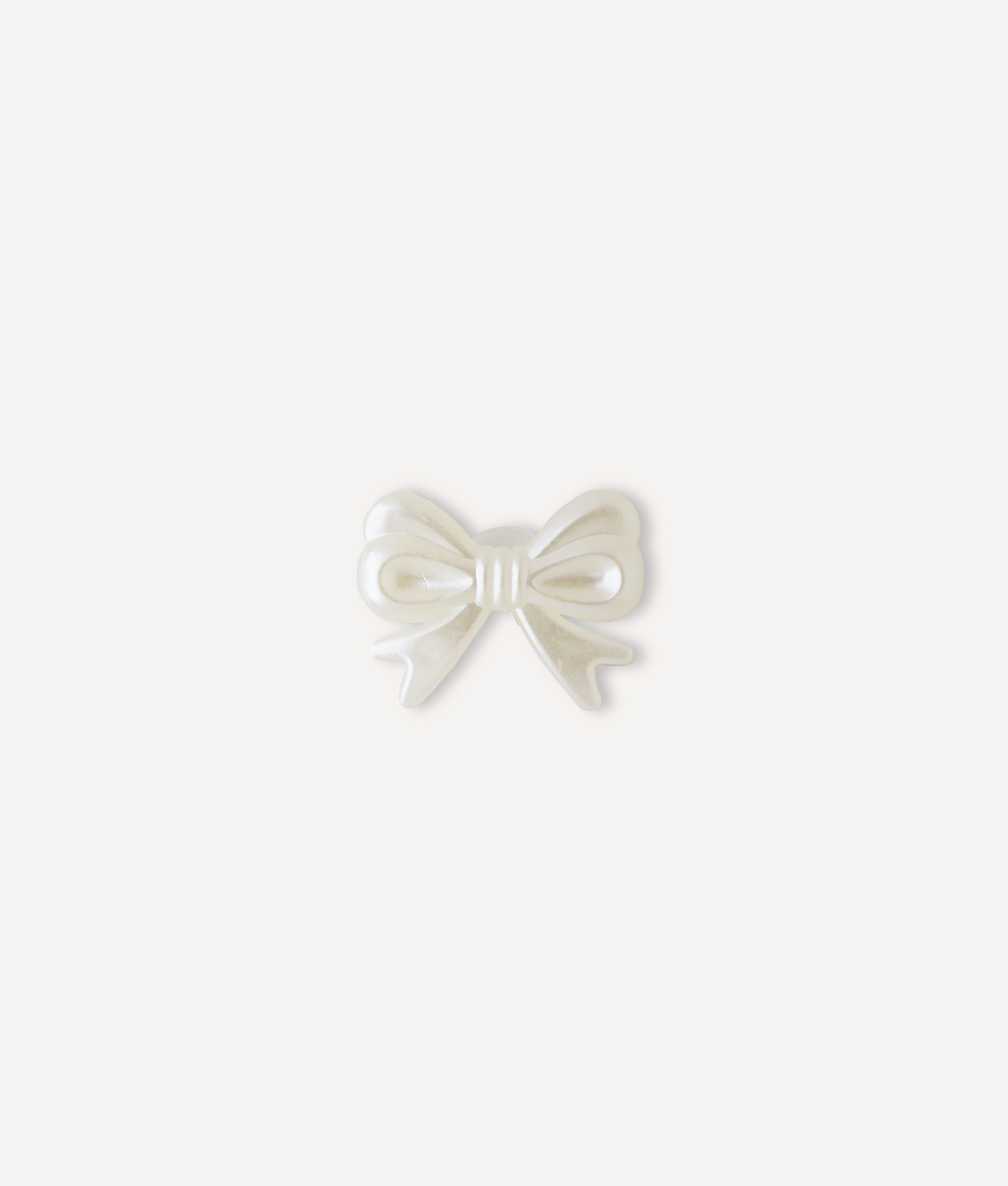 PEARL WHITE RIBBON PIN