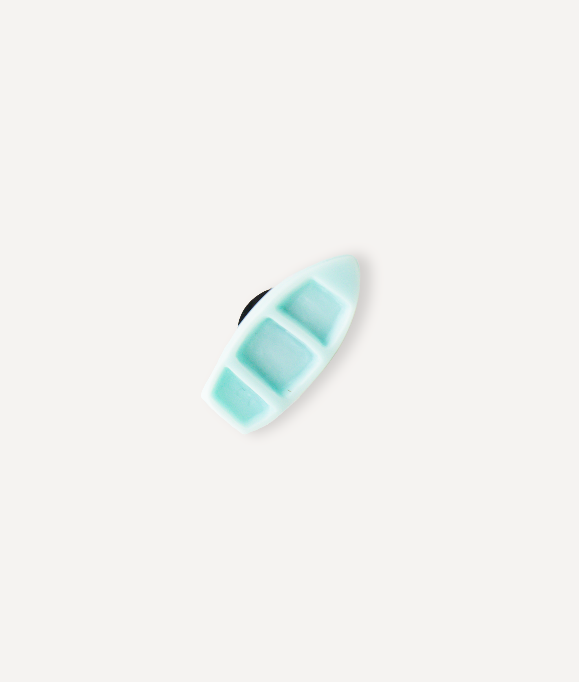 BOAT IN BLUE PIN